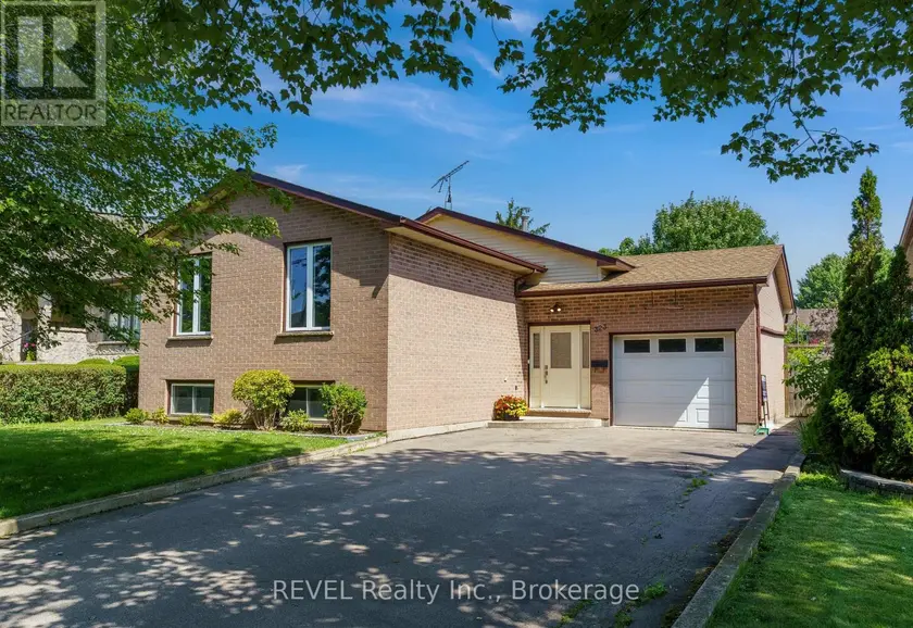 Detached at 323 BARRICK ROAD, Port Colborne