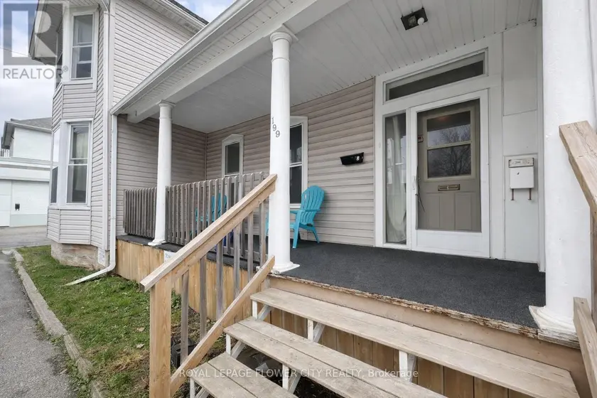 Detached at 1 - 199 DIVISION STREET, Welland