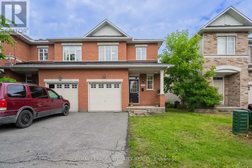 Townhouse at 160 DEERCROFT AVENUE, Ottawa