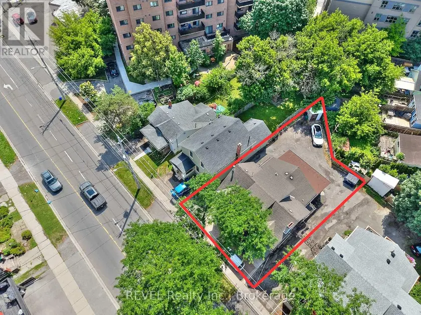 Multiplex at 50 WELLAND AVENUE, St. Catharines
