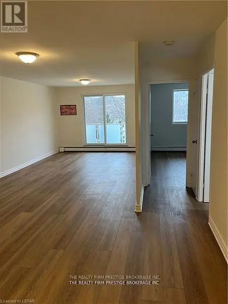 Apartment at 211 - 583 MORNINGTON AVENUE, London East