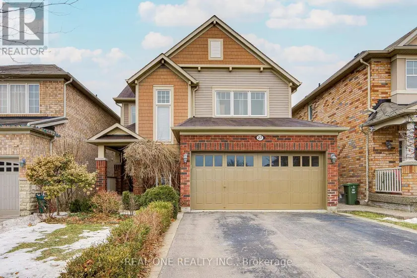 Detached at UPPER - 27 CRANSTON STREET, Hamilton