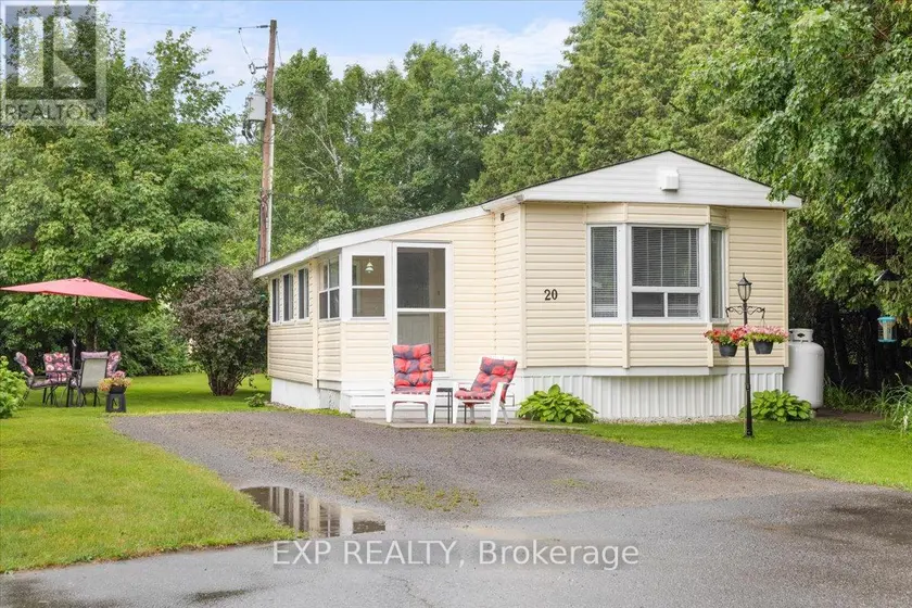 Detached at 20 PINEWOOD AVENUE, Beckwith