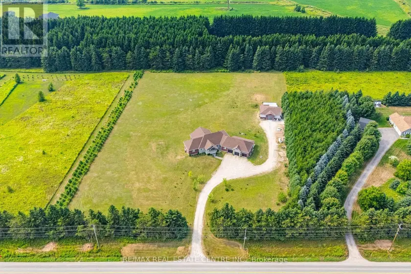 Detached at 023181 ERIN EAST GARAFRAXA TOWNLINE, East Garafraxa