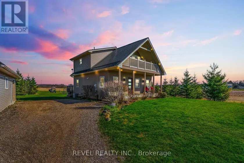 Detached at 343071 FIFTEENTH SIDE ROAD, Amaranth