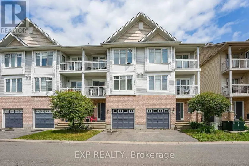 Townhouse at 504 BARHOLM PRIVATE, Ottawa