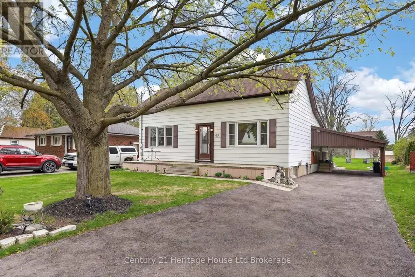 Detached at 69 BEE STREET, Woodstock