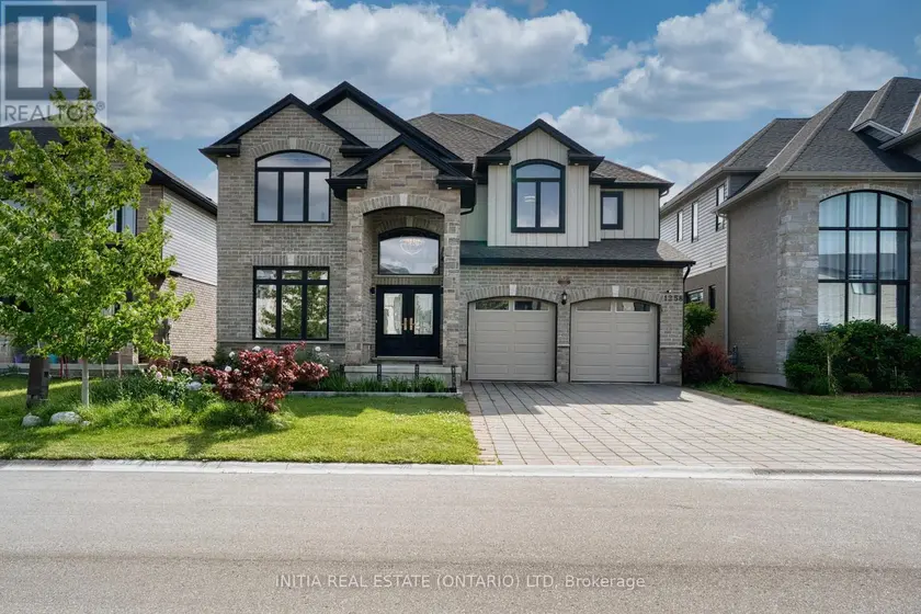 Detached at 1258 SILVERFOX DRIVE, London