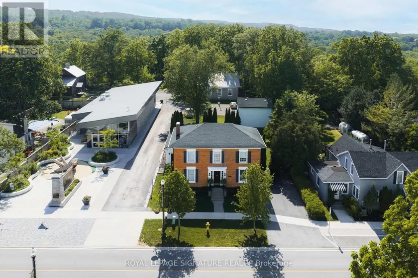 Detached at 3804 MAIN STREET, Lincoln (Lincoln-Jordan/Vineland)