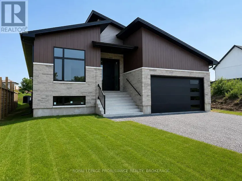 Detached at 733 SQUIRREL HILL DRIVE, Kingston