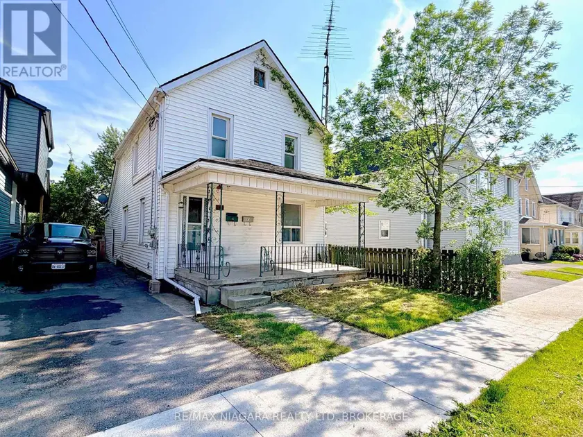 Multiplex at 21 FIFTH STREET, Welland