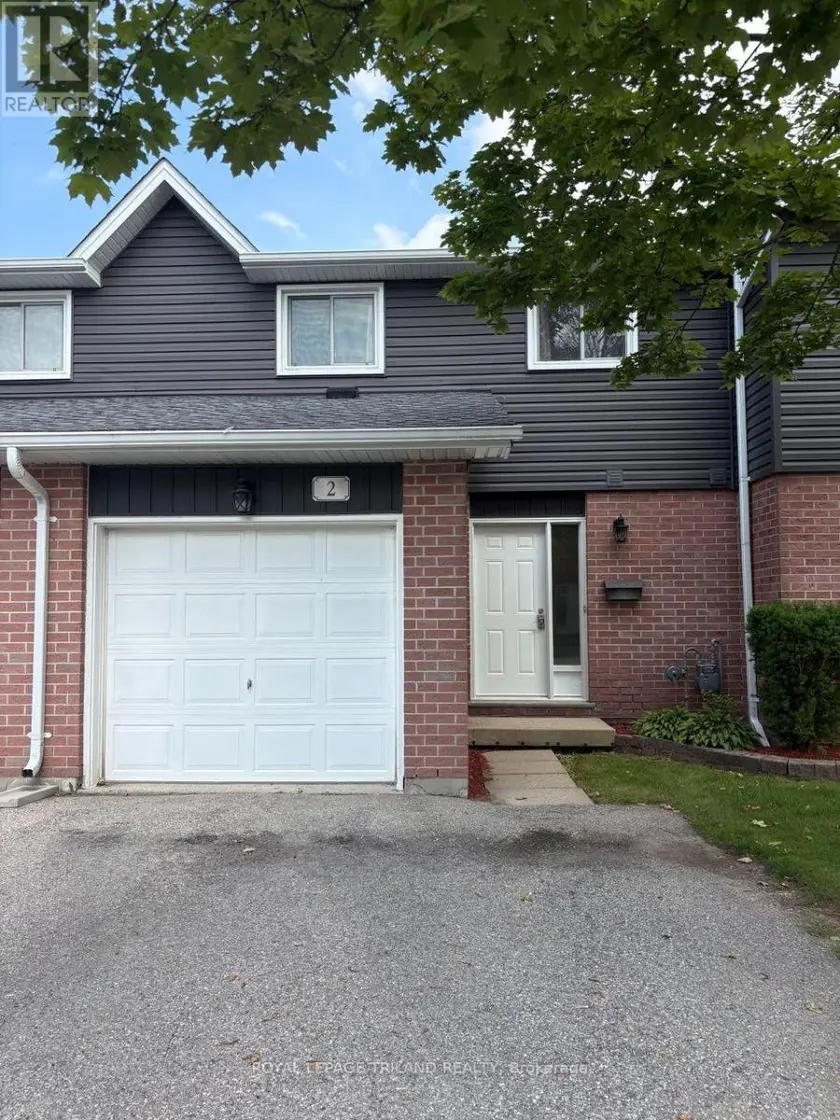 Townhouse at 2 - 131 BONAVENTURE DRIVE, London