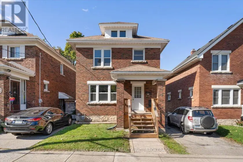 Multiplex at MAIN - 3 CARLETON STREET S, Thorold
