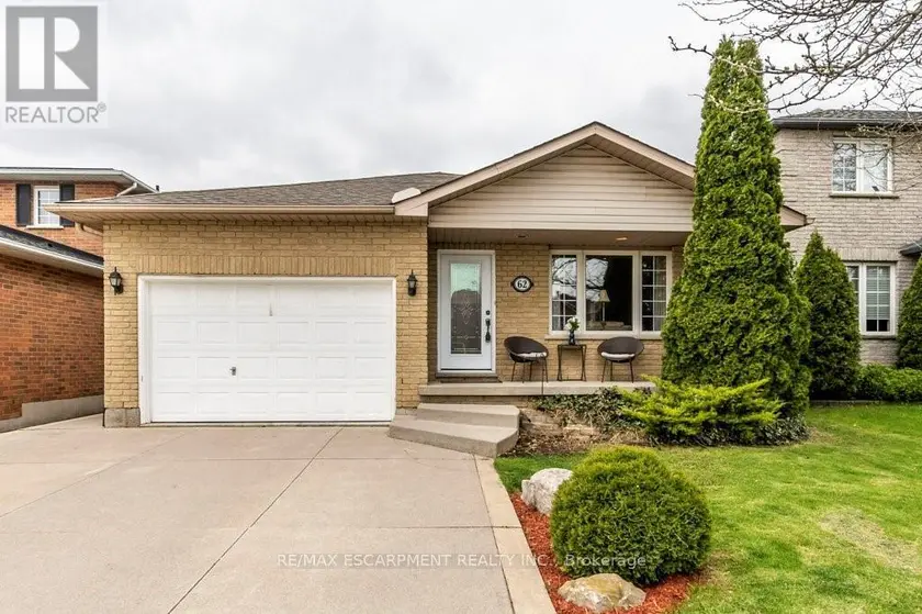Detached at 62 SPADARA DRIVE, Hamilton