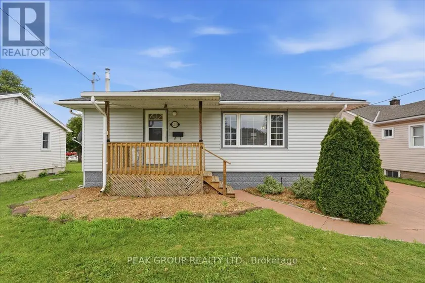 Detached at 6233 MONTROSE ROAD, Niagara Falls
