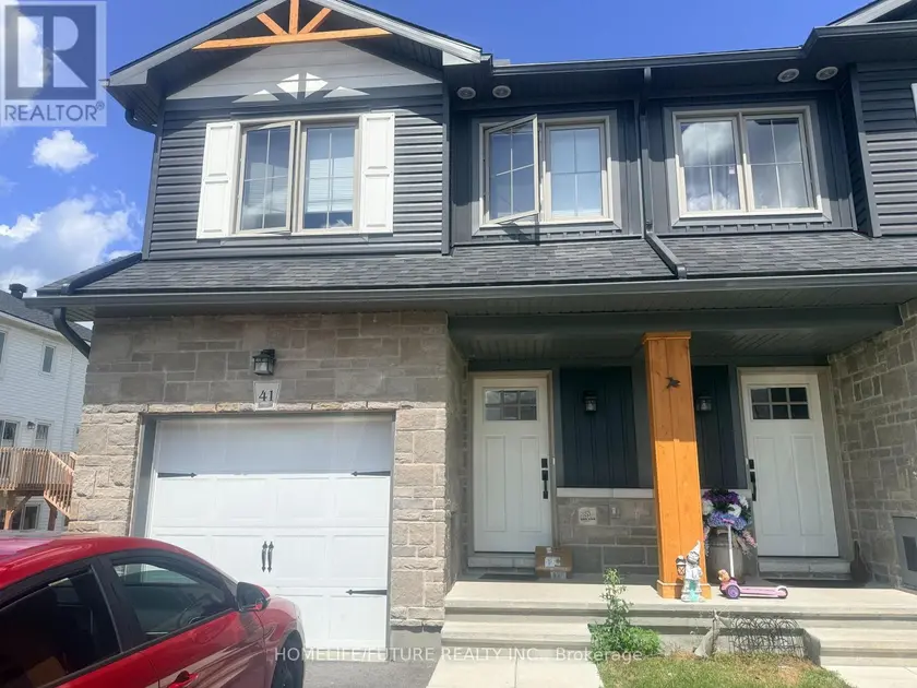Townhouse at 41 STAPLES BOULEVARD, Smiths Falls