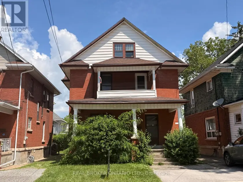 Detached at 28 GROVE STREET, Welland