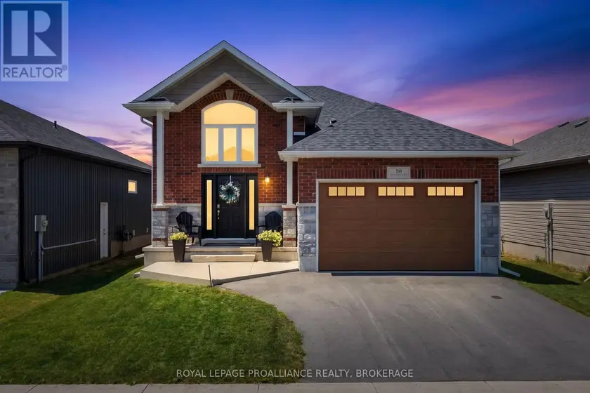 Detached at 50 POTTER DRIVE, Loyalist