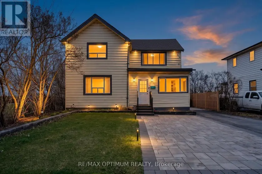Detached at 1019 BEACH BOULEVARD, Hamilton
