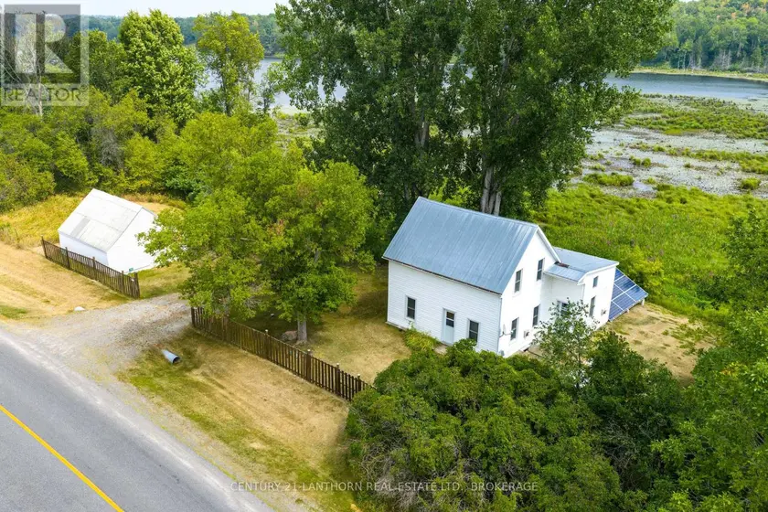 Detached at 2905 COUNTY RD 15 ROAD, Stone Mills