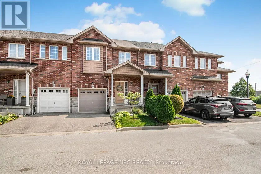 Townhouse at 22 - 45 SEABREEZE CRESCENT, Hamilton (Stoney Creek)