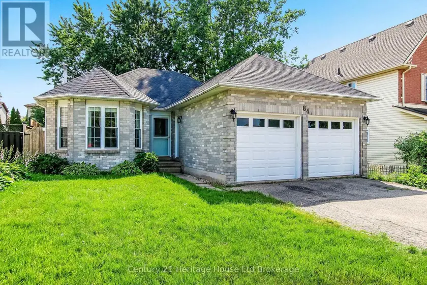 Detached at 84 ANDERSON STREET, Woodstock