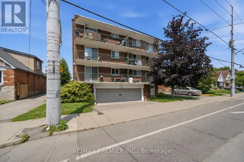 Multiplex at 214 WENTWORTH STREET S, Hamilton