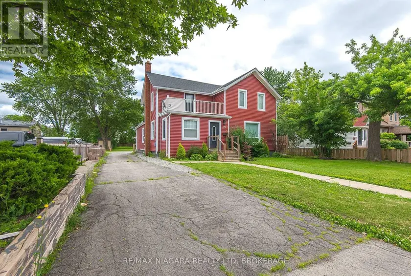 Detached at 170 HELLEMS AVENUE E, Welland (Welland Downtown)