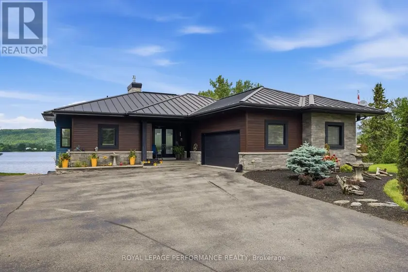 Detached at 263 DU DOMAINE ROAD, Alfred and Plantagenet