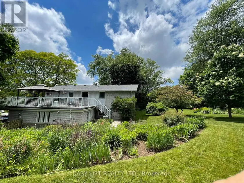 Detached at 3 BAKER PLACE, Pelham