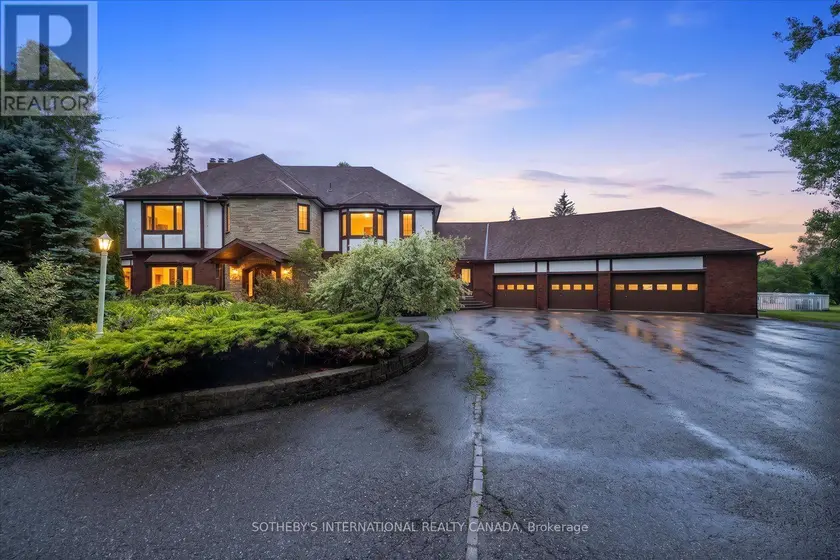 Detached at 1515 HAWKSWOOD DRIVE, Selwyn