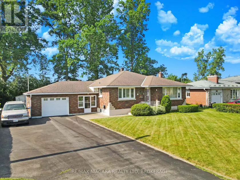 Detached at 232 WALDEN BOULEVARD, Fort Erie