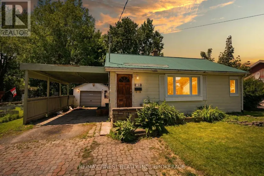 Detached at 734 PORTSMOUTH AVENUE, Kingston