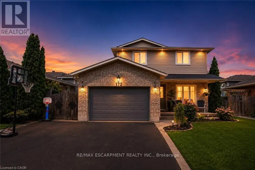 Detached at 172 HIGHLAND ROAD W, Hamilton (Stoney Creek)