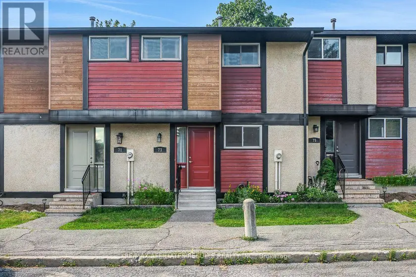 Townhouse at 94 - 73 MCCLINTOCK WAY, Ottawa