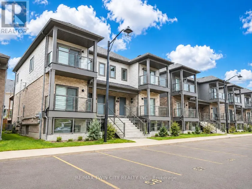 Townhouse at 32 - 205 WEST OAK LANE S, Kitchener