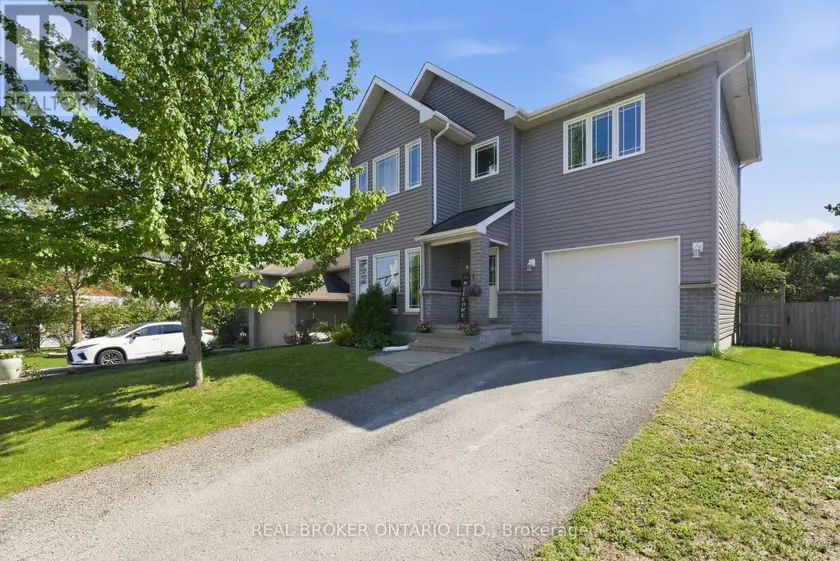Detached at 6 FRANCIS STREET, Carleton Place