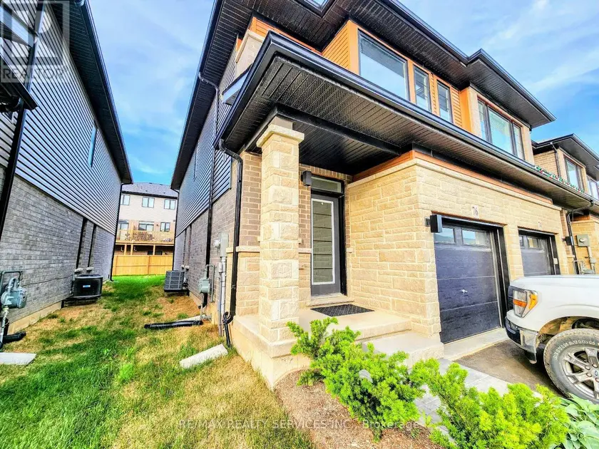 Townhouse at 76 JUNE CALLWOOD WAY, Brantford