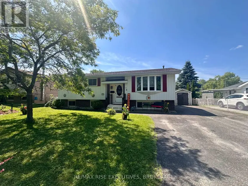 Detached at 214 AMHERST DRIVE, Loyalist