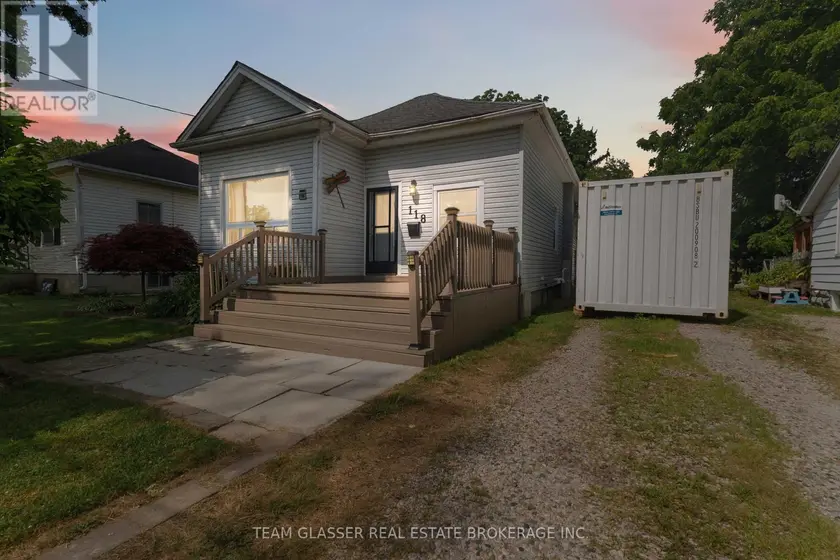 Detached at 118 INKERMAN STREET, St. Thomas