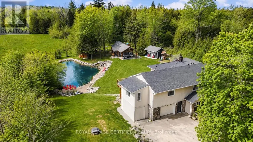Detached at 5058 3 LINE, Erin