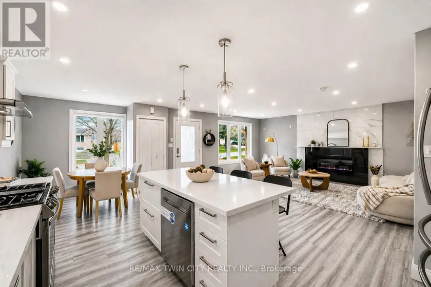 Detached at 86 CARLYLE DRIVE, Kitchener