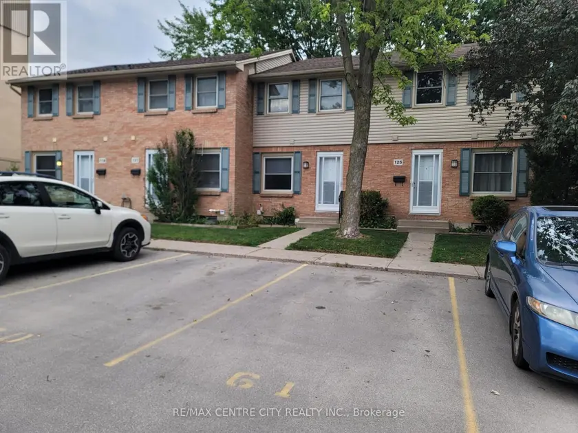 Townhouse at 125 - 1247 HURON STREET, London