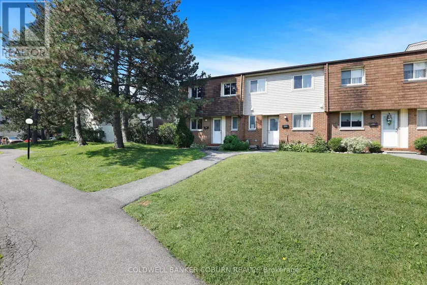 Townhouse at 23 - 23 SONNET CRESCENT S, Ottawa