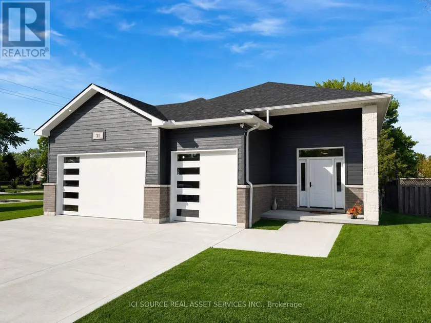 Detached at 31 NOTRE DAME STREET, Chatham-Kent