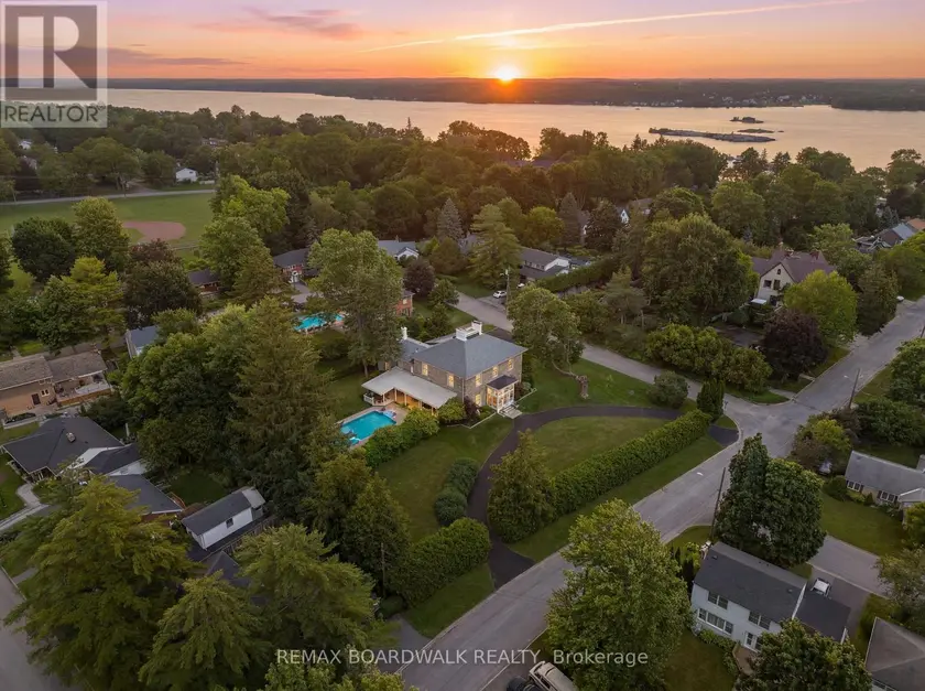 Detached at 55 COCHRANE DRIVE, Brockville
