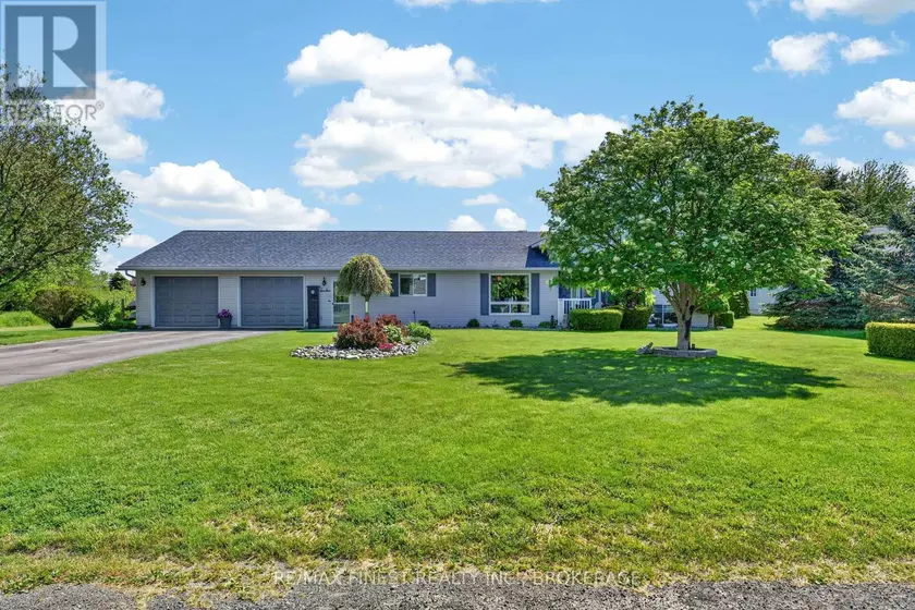 Detached at 3 MARY AVENUE, Prince Edward County