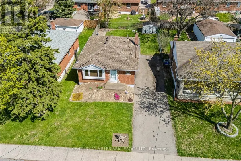 Detached at 5 GREENWOOD STREET, Hamilton