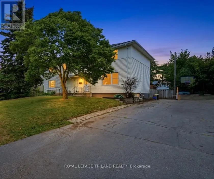 Semi-Detached/Link at 364 FLANDERS ROW, London East