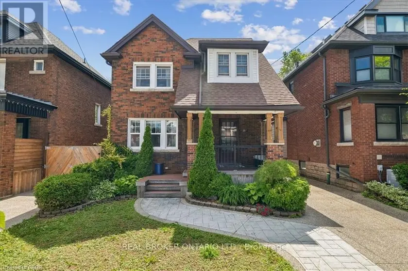 Detached at 25 OTTAWA STREET S, Hamilton